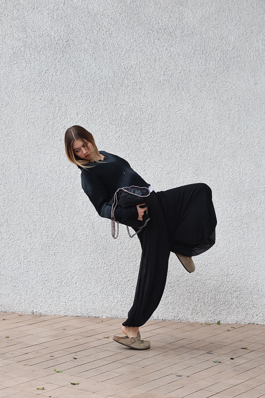 Pantal贸n Harem Crep ARAOZ - Image 3