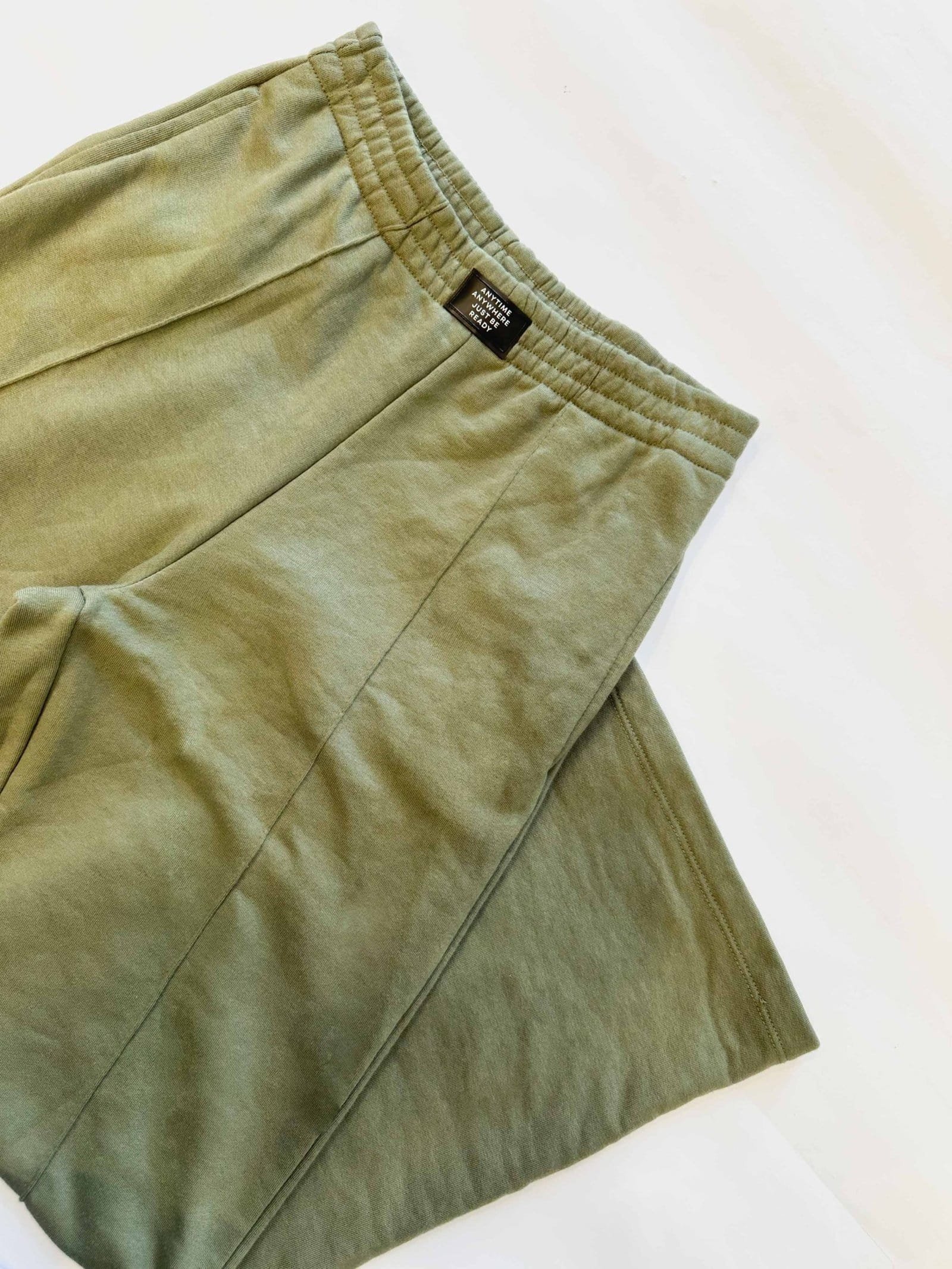 Variation picture for Verde Khaki Variation picture for Verde Khaki